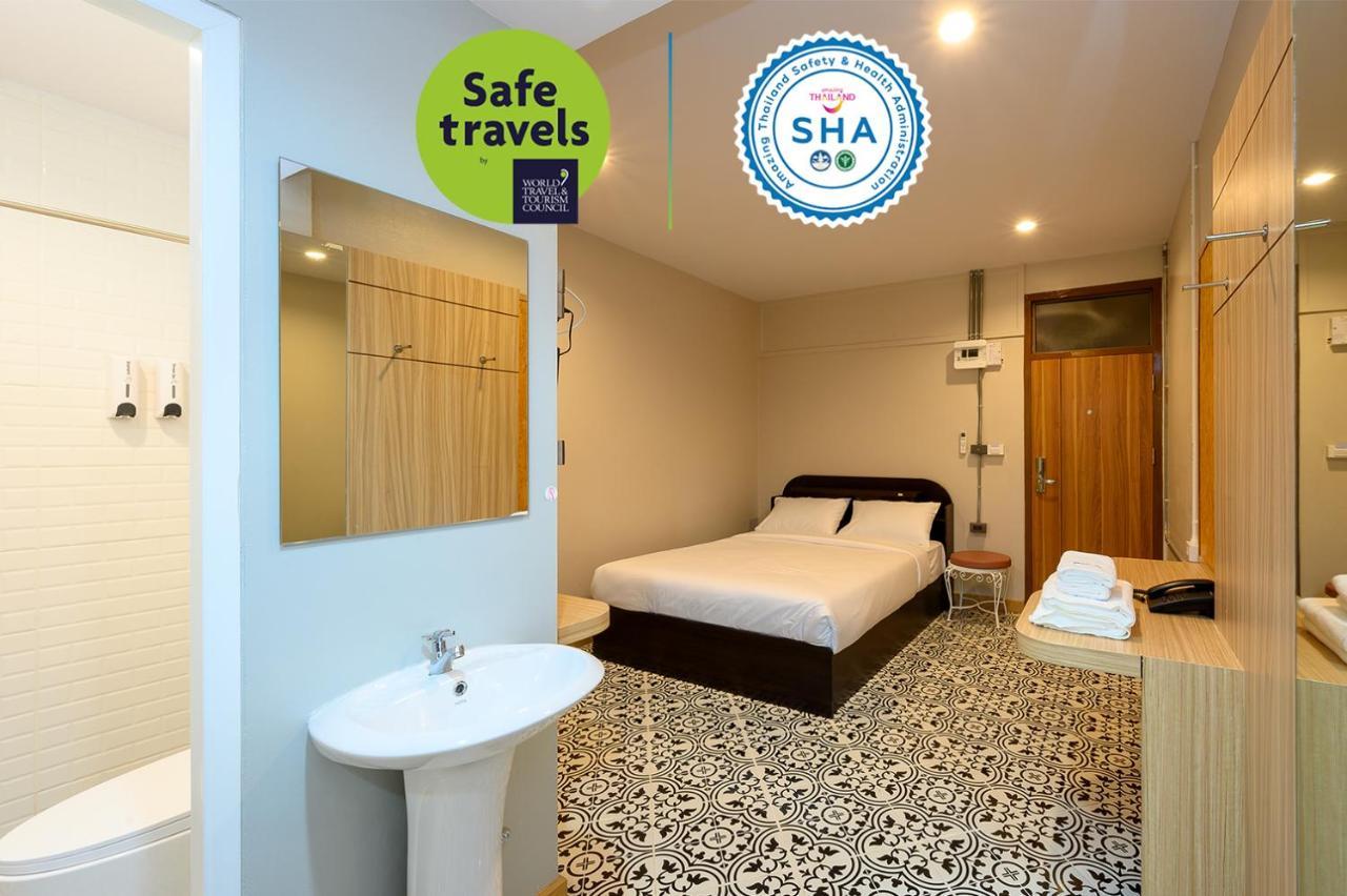Grand Hotel Buriram Pokoj fotografie