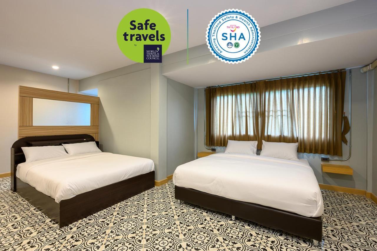 Grand Hotel Buriram Pokoj fotografie